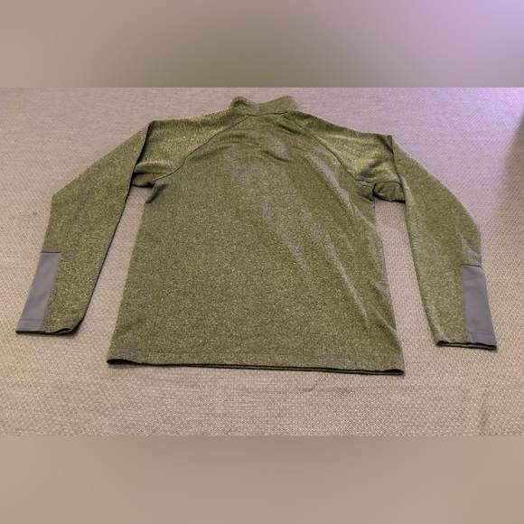 The North Face men’s green 1/4 zip pullover. Size medium - Picture 5 of 6